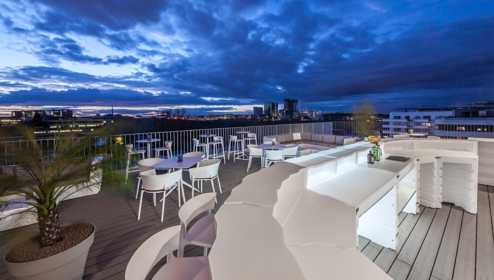 Holiday Inn Munich - City East, An Ihg Hotel Exterior foto