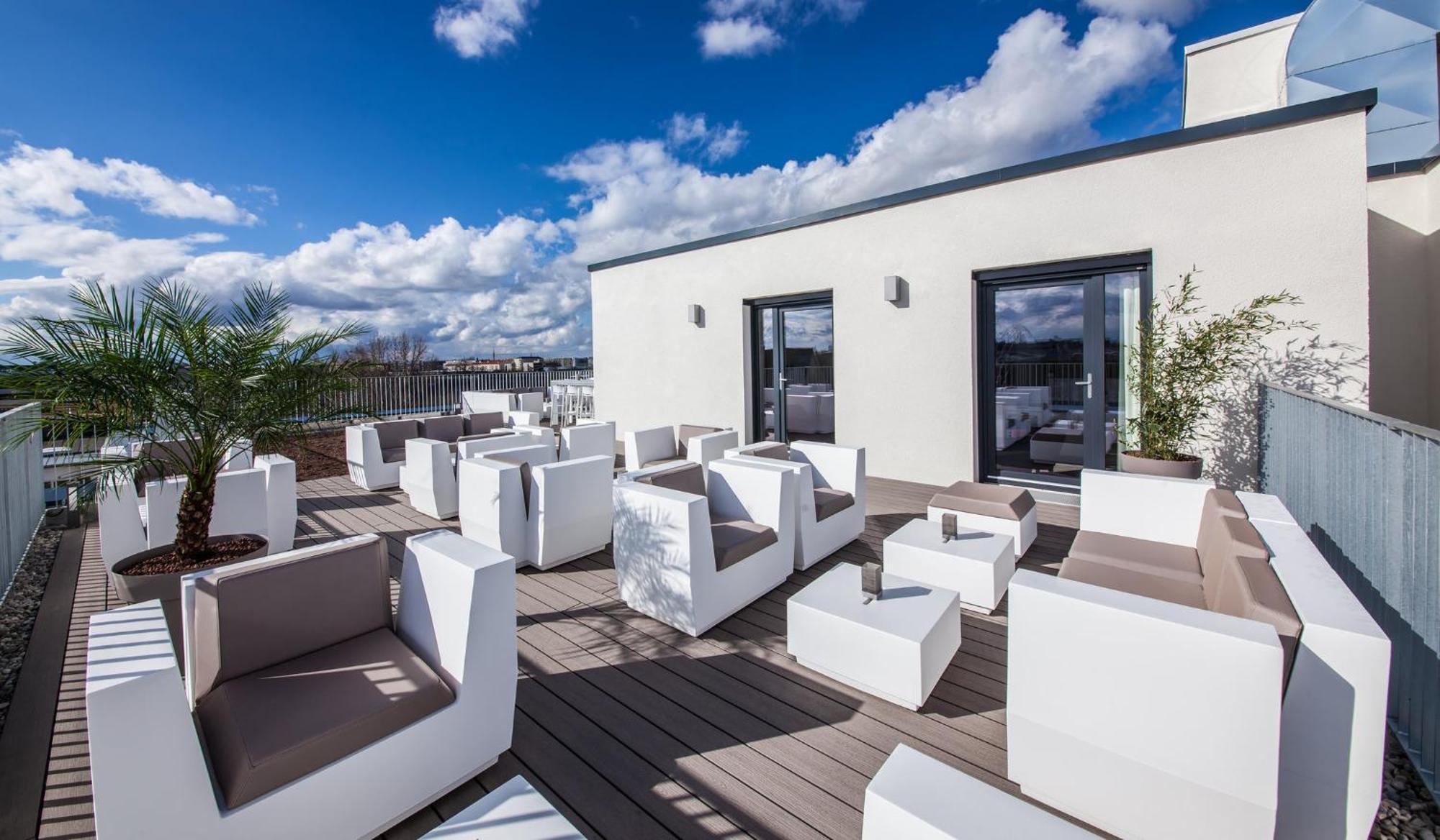 Holiday Inn Munich - City East, An Ihg Hotel Exterior foto